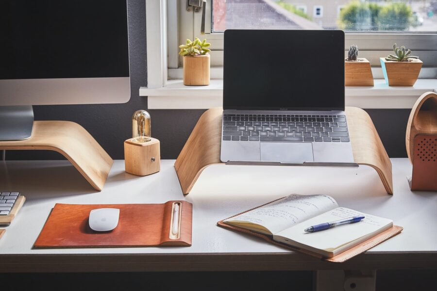 bureau en télétravail